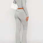 Chaveli comfortabele 2-delige flare set voor dames – Modieuze outfit met flairbroek en top. Ideaal voor dagelijks gebruik, loungewear of casual chic gelegenheden. Zachte stof, hoge taille en moderne pasvorm voor ultiem comfort en stijl.