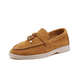 Elina elegante loafers voor dames – stijlvolle leren schoenen met subtiel slotdetail, comfortabele pasvorm en tijdloos design voor werk of speciale gelegenheden.
