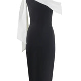 Off-Shoulder Midi Jurk met Contrasterende Halslijn