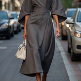 Elegante Oversized Midi Jurk met Driekwart Mouwen en Tailleband