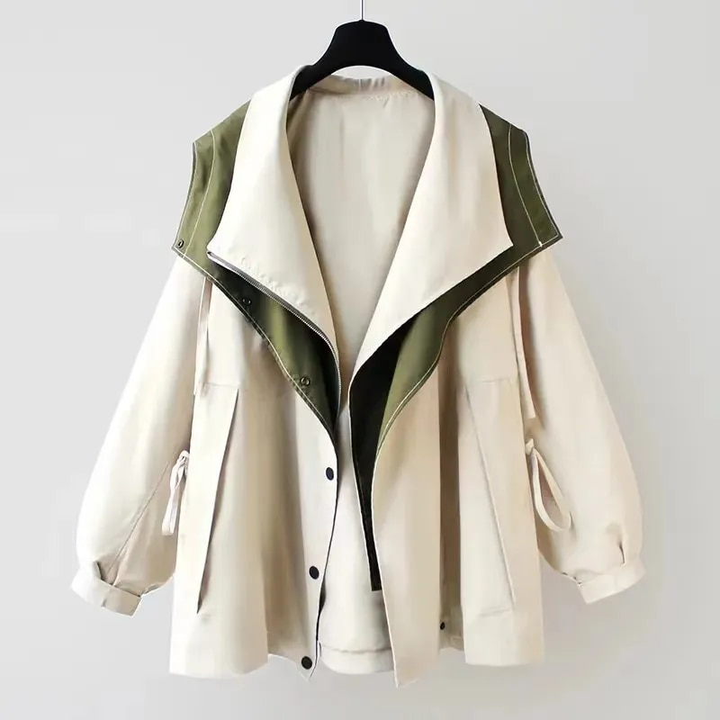 Dames regenjas met knopen in diverse kleuren – waterdicht materiaal, stijlvolle pasvorm en comfortabele bescherming tegen regen.