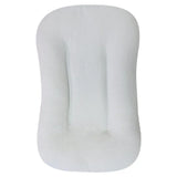SnugiNest babynest – zacht en ademend nestje dat comfort en veiligheid biedt, ergonomisch design voor geborgen slaap van pasgeborenen.