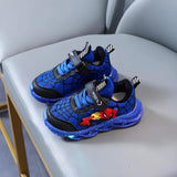 SpiderHero LED sneakers voor kinderen – kleurrijk design, lichtgevende zolen en comfortabele pasvorm voor speels en veilig dagelijks gebruik.