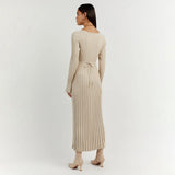 ABIGAIL luchtige gebreide maxi zomerjurk van ademend, zacht materiaal met comfortabele pasvorm en elegant design.