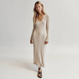 ABIGAIL luchtige gebreide maxi zomerjurk van ademend, zacht materiaal met comfortabele pasvorm en elegant design.