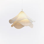 SerenityGlow luxe designlamp met modern en elegant ontwerp – sfeervolle verlichting die stijl en warmte toevoegt aan elke kamer.