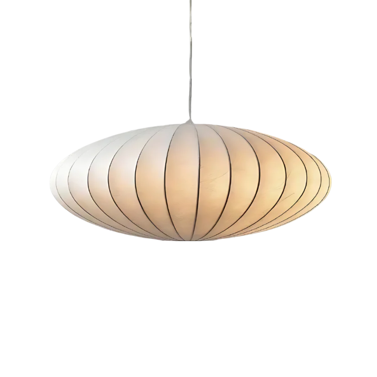 Solenne lamp – elegante verlichting met warme lichtval en chique ontwerp, creëert een sfeervolle ambiance voor woon- en slaapkamer.