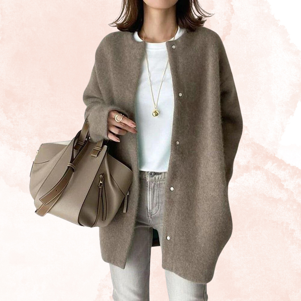 Esmee trendy damesvest – zachte en comfortabele cardigan met modern design, perfect voor casual outfits en stijlvolle laagjes.