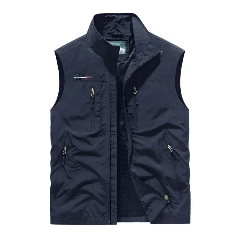 Heren bodywarmer – waterdicht en lichtgewicht, klassieke pasvorm met praktische zakken voor een stijlvolle en functionele look.