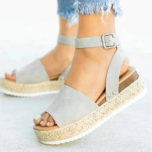 Luna Slip-on Sandalen