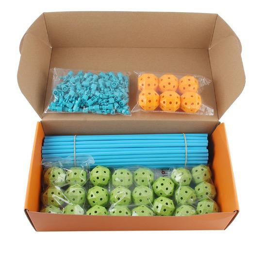 Build-a-Tent speel- & bouwkit voor kleuters – kleurrijk en duurzaam speelgoed dat creatief bouwen, fantasierijk spel en motorische vaardigheden stimuleert.