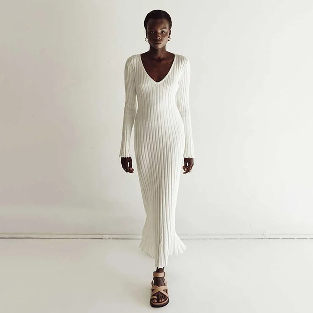 ABIGAIL luchtige gebreide maxi zomerjurk van ademend, zacht materiaal met comfortabele pasvorm en elegant design.