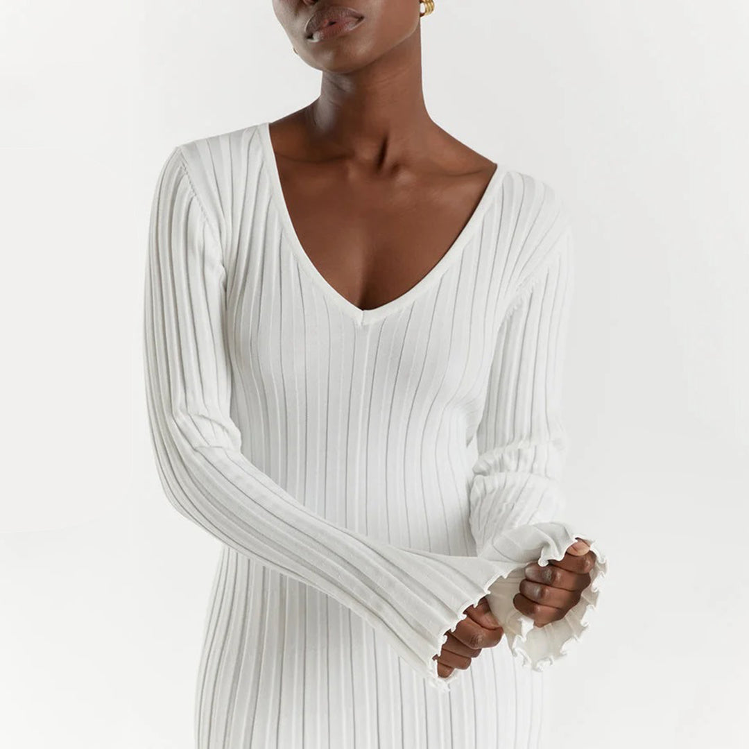 ABIGAIL luchtige gebreide maxi zomerjurk van ademend, zacht materiaal met comfortabele pasvorm en elegant design.