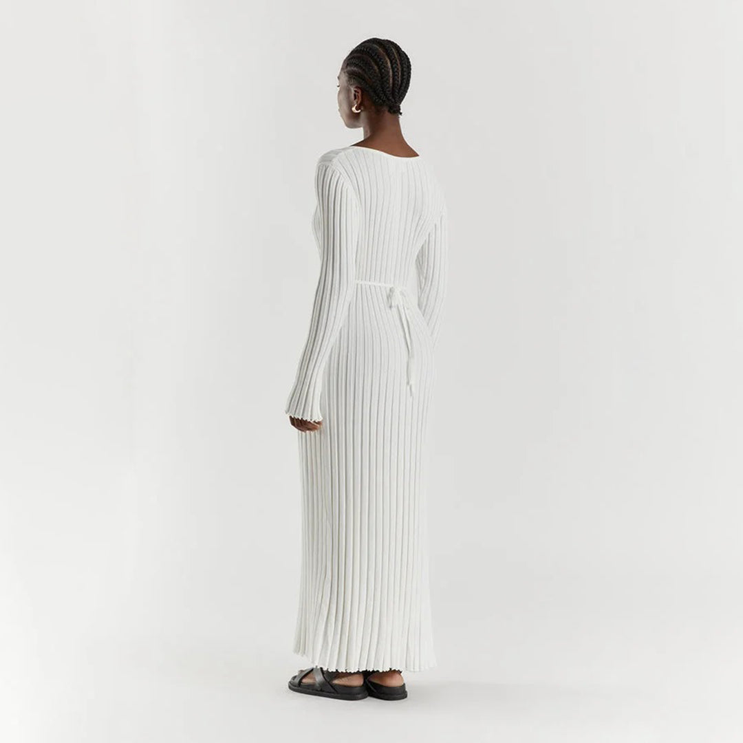 ABIGAIL luchtige gebreide maxi zomerjurk van ademend, zacht materiaal met comfortabele pasvorm en elegant design.