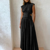 Elegante Maxi Jurk met Hoge Hals en Taille Detail