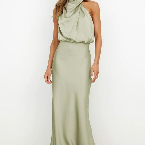 Elegante Halter Maxi Jurk met Hoge Hals en Soepele Pasvorm