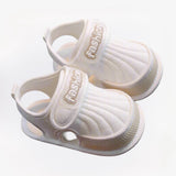 HappyFeet baby zomersandalen – lichtgewicht, ademend materiaal met antislipzool voor veilige en comfortabele eerste stapjes.