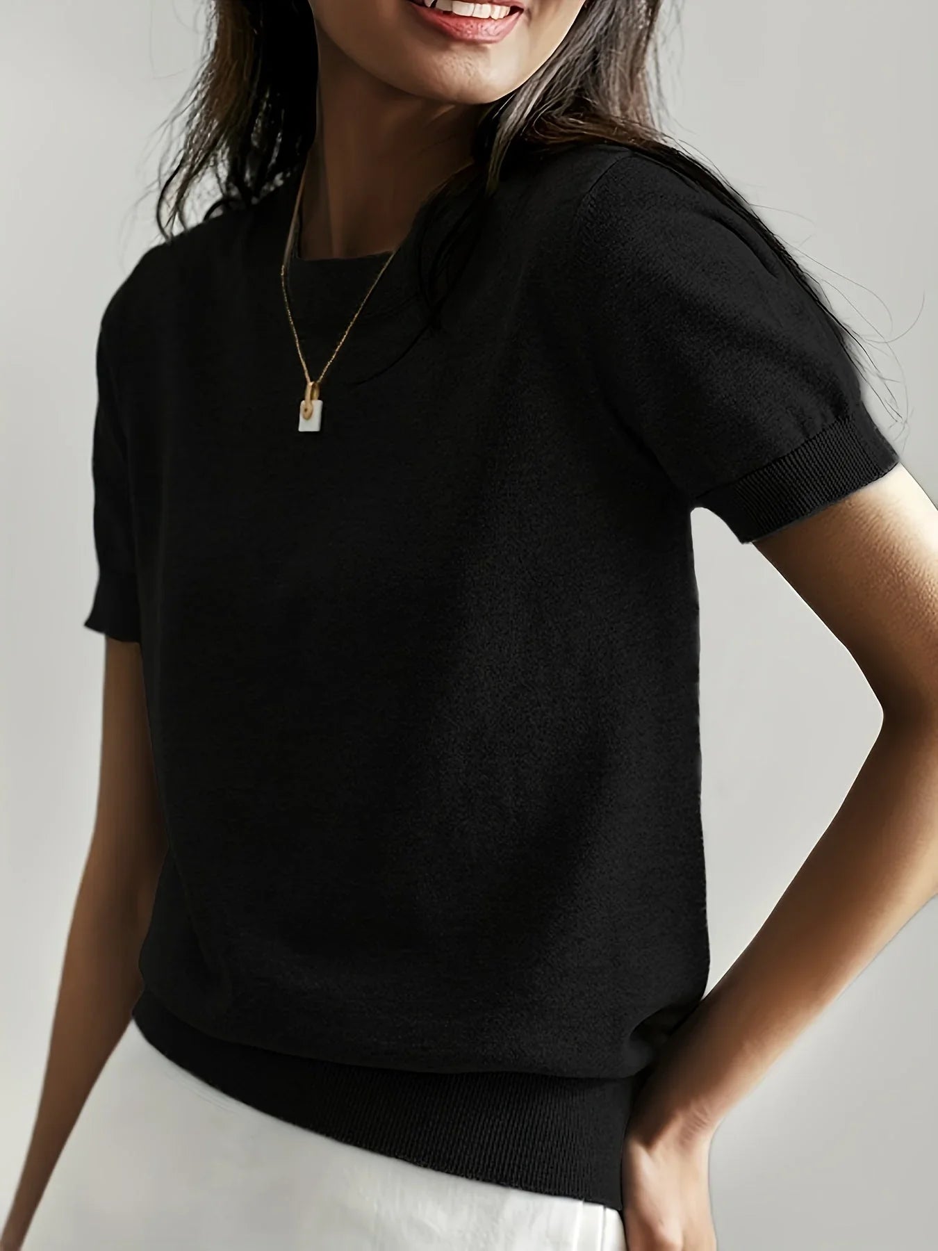 Casual dames T-shirt met korte mouwen, perfect voor de lente en dagelijkse outfits.