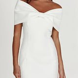 Off-Shoulder Mini Jurk met Gedrapeerd Detail