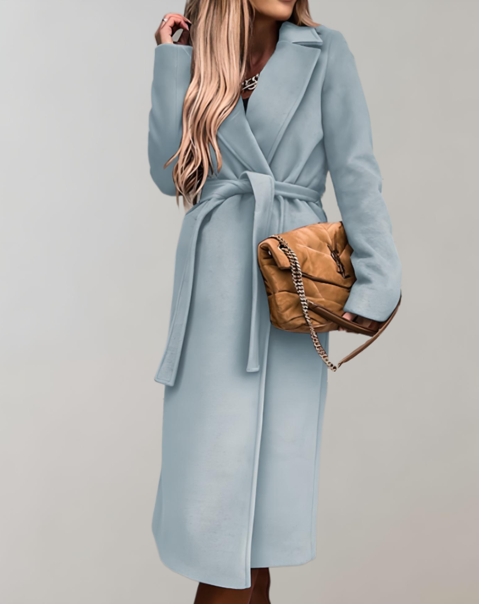 Elegante dames manteljas in diverse kleuren – hoogwaardige stof, getailleerde pasvorm en tijdloze stijlvolle uitstraling.
