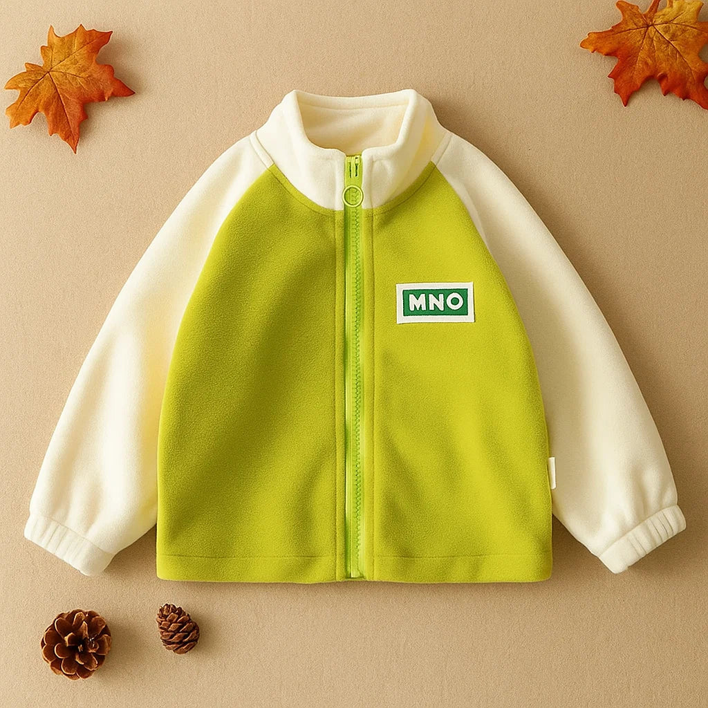 CozyWool kids lamswollen vest – zachte, warme stof, comfortabele pasvorm en ideaal voor isolatie tijdens koude dagen.