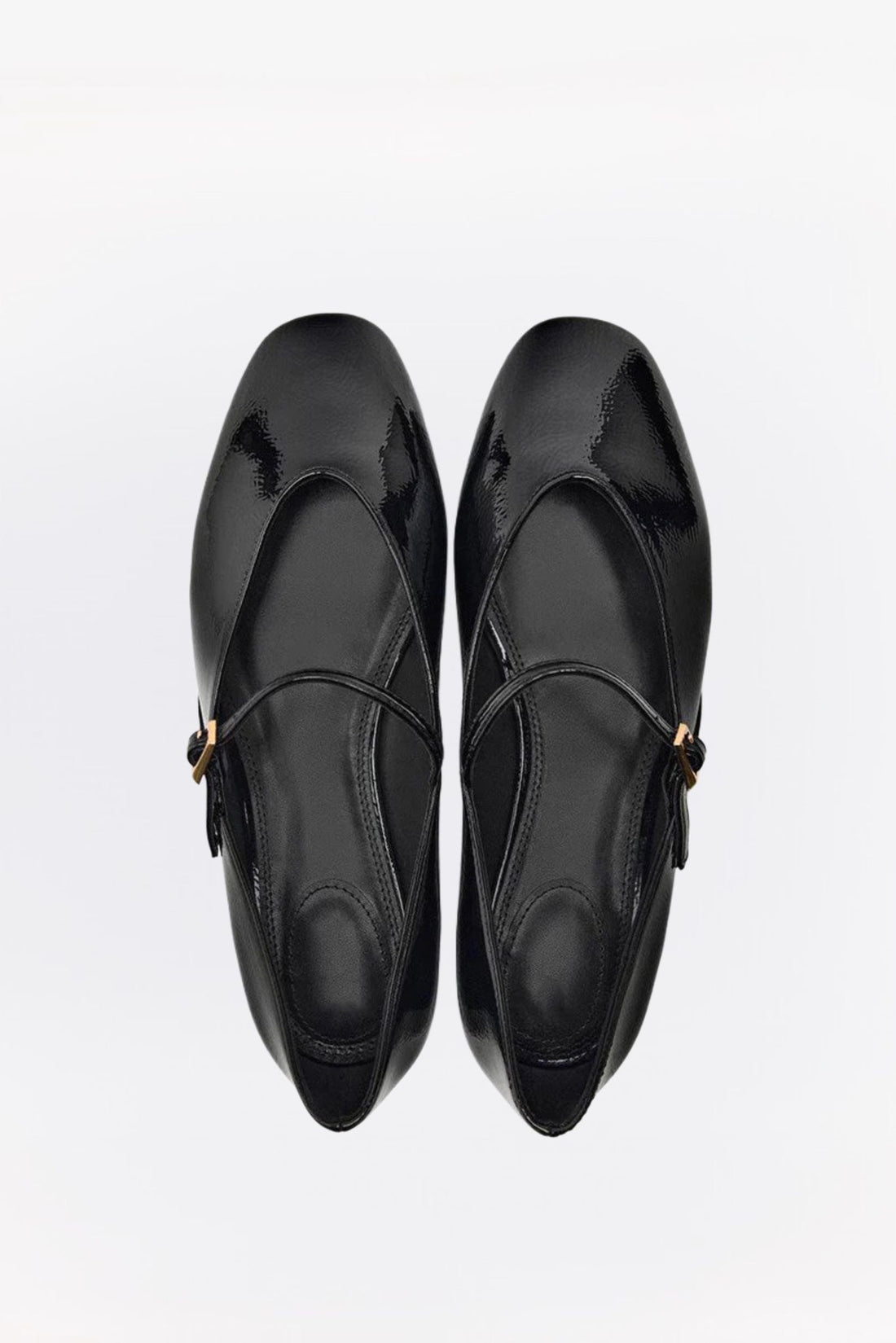 Zwarte Stijlvolle ballerina’s voor dames met een bandje over de voet en een trendy vierkante neus, perfect voor zowel casual als chique looks.