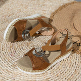 Sandalen met Plateauzool en Decoratieve Ring