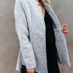 Roswina damesjas – stijlvolle en warme jas voor elegante winterlooks, zachte stof en comfortabele pasvorm, perfect voor dagelijks gebruik en speciale gelegenheden.