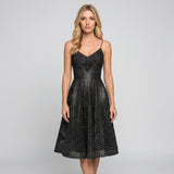 Elegante Midi Jurk met Kantdetails