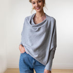 Elegante off-shoulder damestrui in een zachte stof, met lange mouwen en een flatterende pasvorm – ideaal voor een stijlvolle en vrouwelijke look.