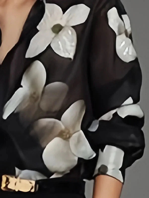 Chique dames blouse met lange mouwen – Elegante en vrouwelijke top met een verfijnde pasvorm, ideaal voor kantoor, diner of een stijlvolle casual look. Gemaakt van ademende, hoogwaardige stof voor maximaal comfort en klasse.








