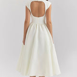Elegante Midi Jurk met A Lijn en Minimalistisch Design