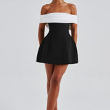 Off-Shoulder Mini Jurk met Strikdetail