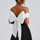 Off-Shoulder Mini Jurk met Strikdetail
