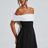 Off-Shoulder Mini Jurk met Strikdetail