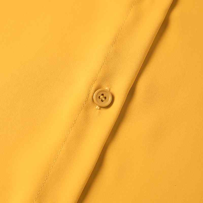 Elegante dames blouse met kanten mouwen – verfijnde en vrouwelijke uitstraling, perfect voor formele gelegenheden, kantooroutfits of stijlvolle avondlooks.