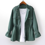 Amira tijdloze dames trenchcoat – elegante en waterafstotende jas met ceintuurlint, klassieke pasvorm en hoogwaardige stof, perfect voor werk of speciale gelegenheden.
