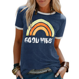 Retro T Shirt met Regenboog Print