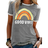 Retro T Shirt met Regenboog Print