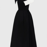 Elegante Off Shoulder Midi Jurk met Contrast Design