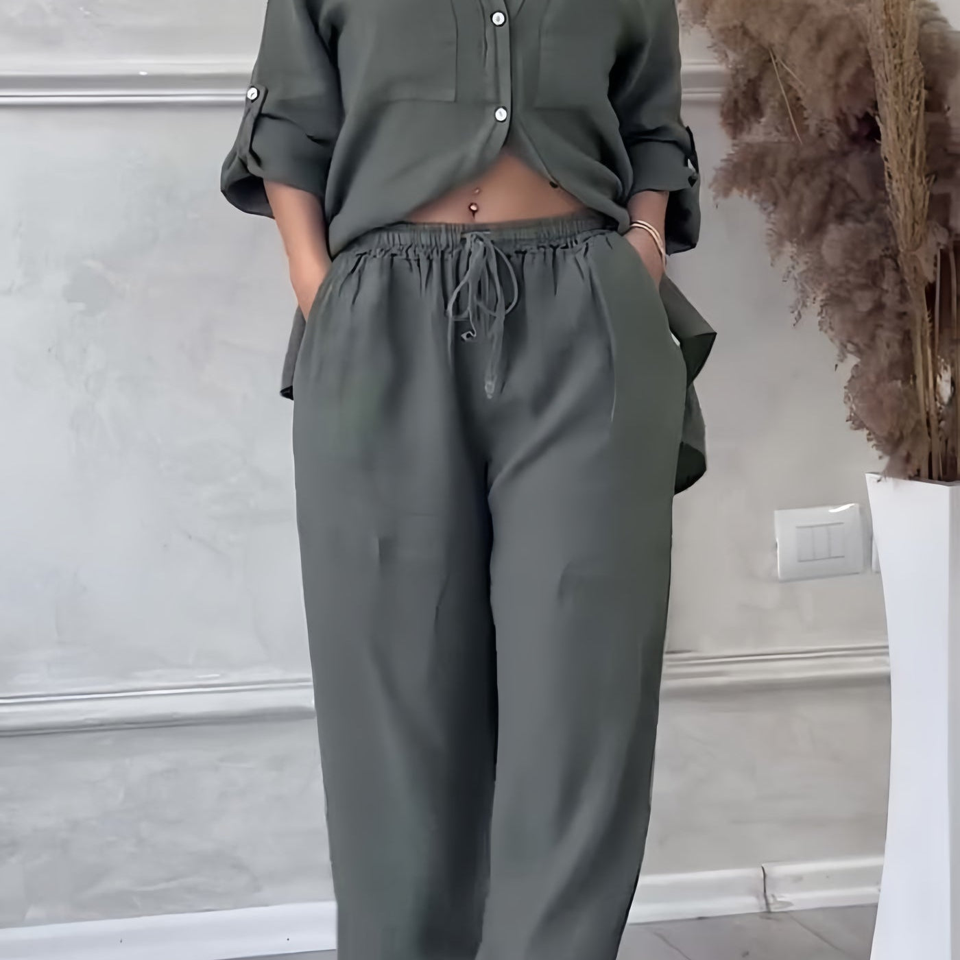Tweedelige Set met Knoopblouse en Wijde Broek