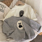 CuddleBear kinder sweater met schattige berenprint – zachte, comfortabele en warme trui voor dagelijks gebruik en speelse avonturen.