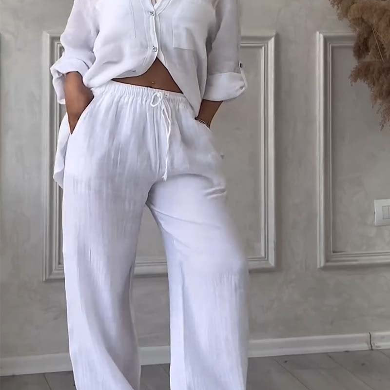 Tweedelige Set met Knoopblouse en Wijde Broek