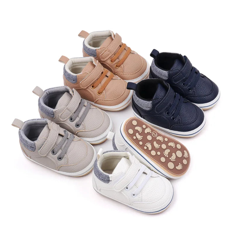 FirstStep baby schoentjes – zachte, comfortabele en duurzame babyschoenen die voetjes beschermen en bewegingsvrijheid stimuleren.