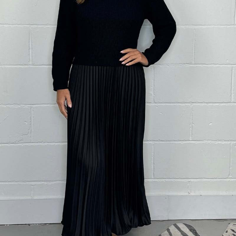 Gebreide Tweedelige Set met Geplooide Midi Rok