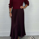 Gebreide Tweedelige Set met Geplooide Midi Rok