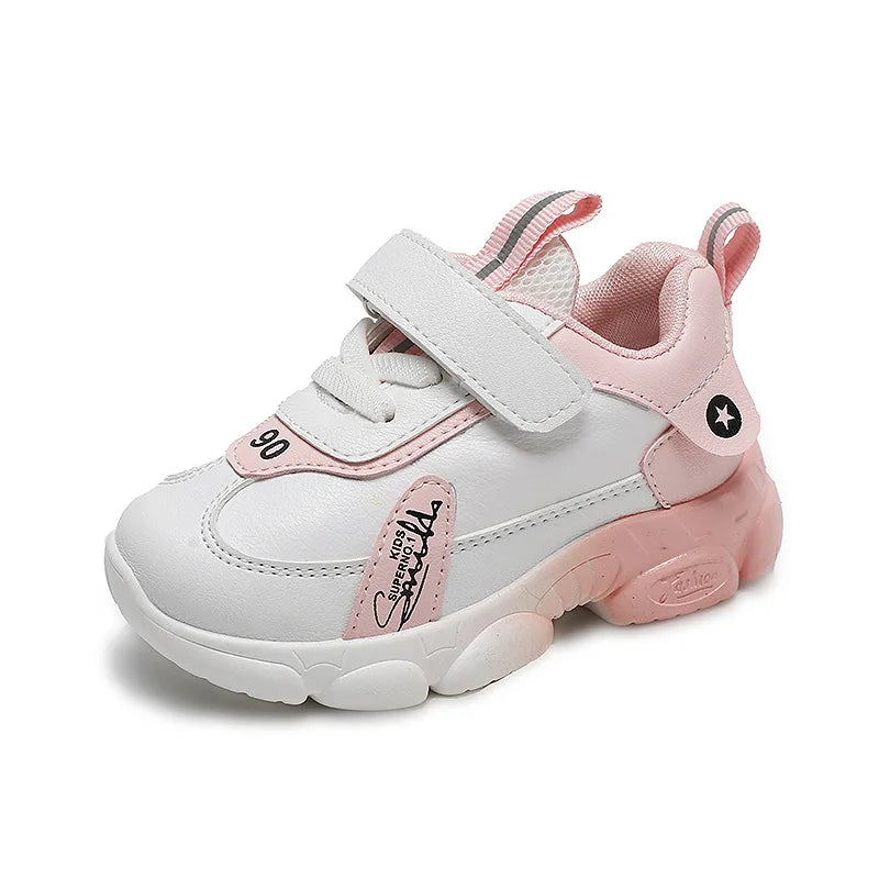 MiniSteps casual kindersneakers met antislip zool – comfortabele en stijlvolle schoenen voor dagelijks gebruik met veilige grip en duurzame pasvorm.