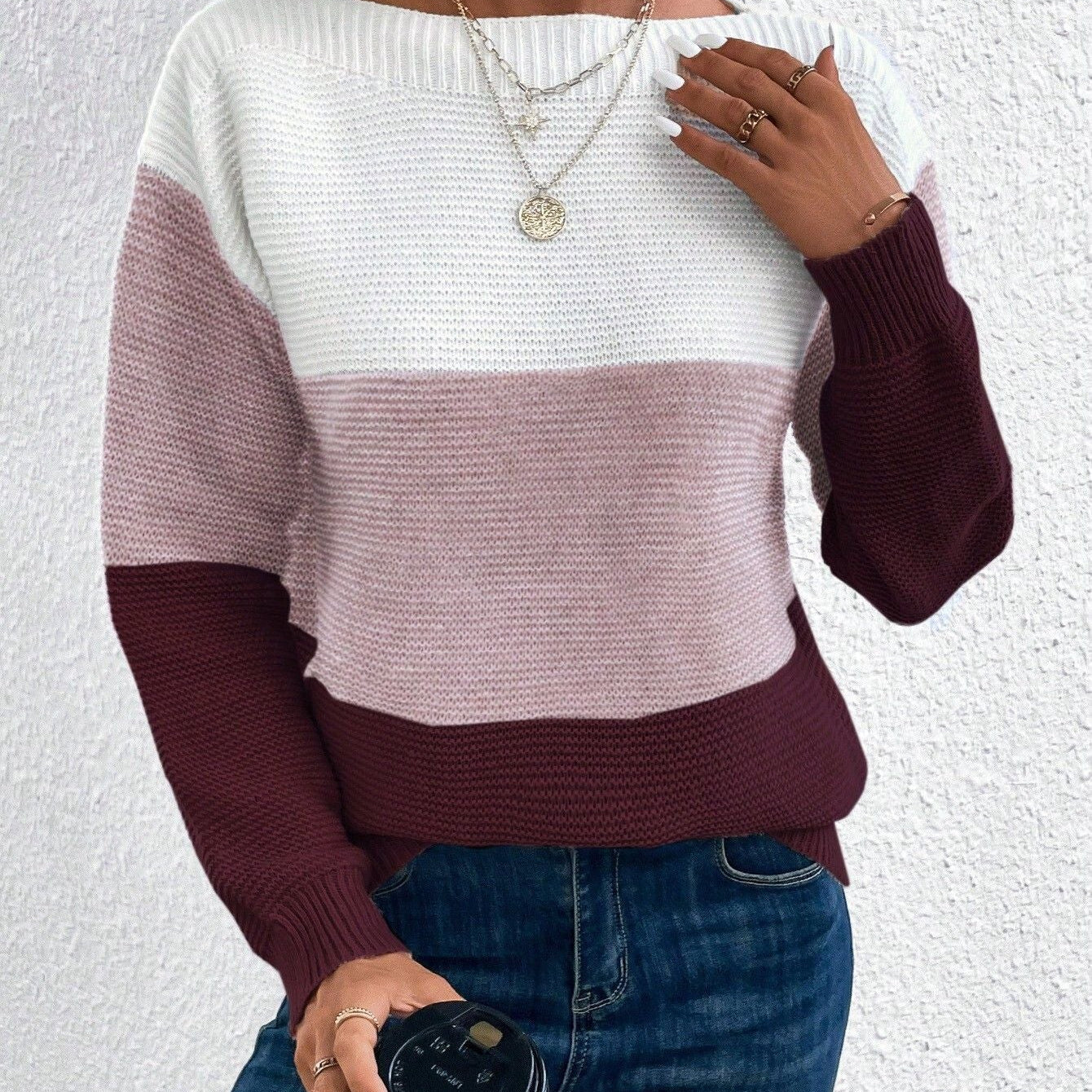 Trendy gebreide damestrui – model 'Evora' in een stijlvol patroon, ideaal voor herfst en winter.