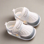 HappyFeet baby zomersandalen – lichtgewicht, ademend materiaal met antislipzool voor veilige en comfortabele eerste stapjes.