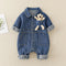 CozyDenim comfortabele en stijlvolle kinderjumpsuit – zachte, duurzame stof met perfecte pasvorm voor dagelijks gebruik en speelse avonturen.